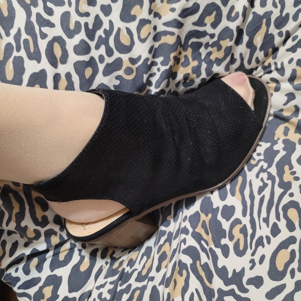 No Boundaries wedge